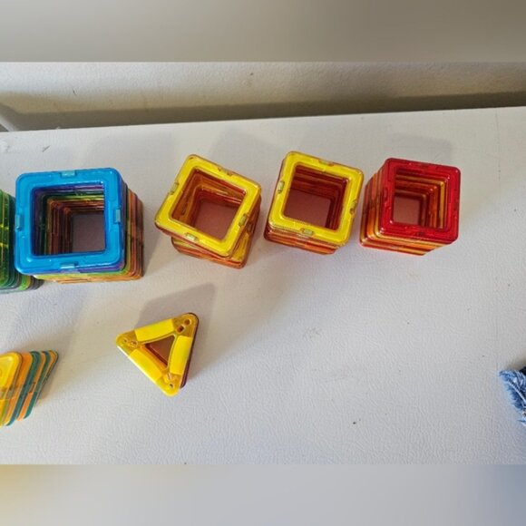 Magformers Building Lot Of 60 - Picture 6 of 6